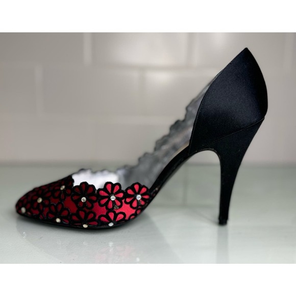 Vintage Gucci Heels Size 7.5 Women’s Red and Black Made In Italy 80s Pumps - Picture 7 of 14